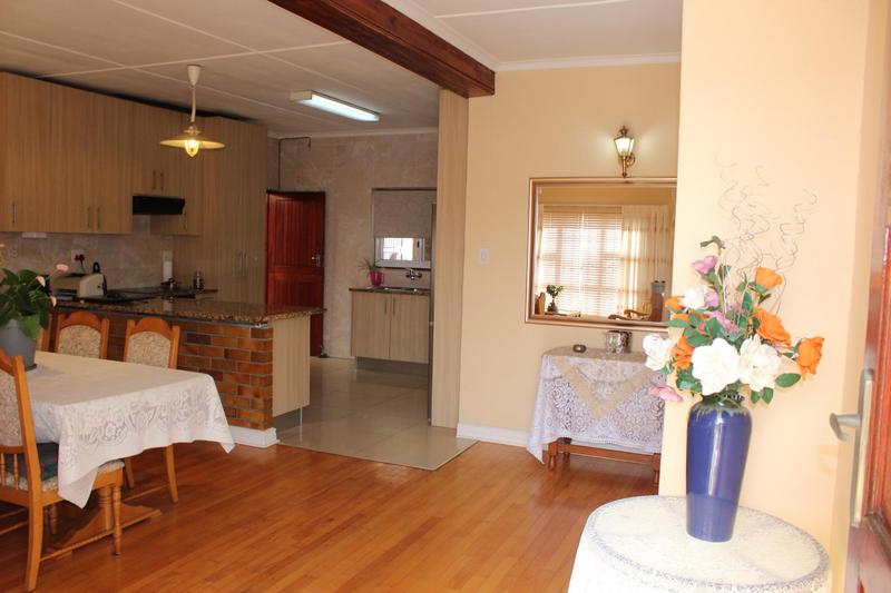 5 Bedroom Property for Sale in Churchill Estate Western Cape